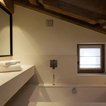 Bear's Corner Lodge Le Planellet